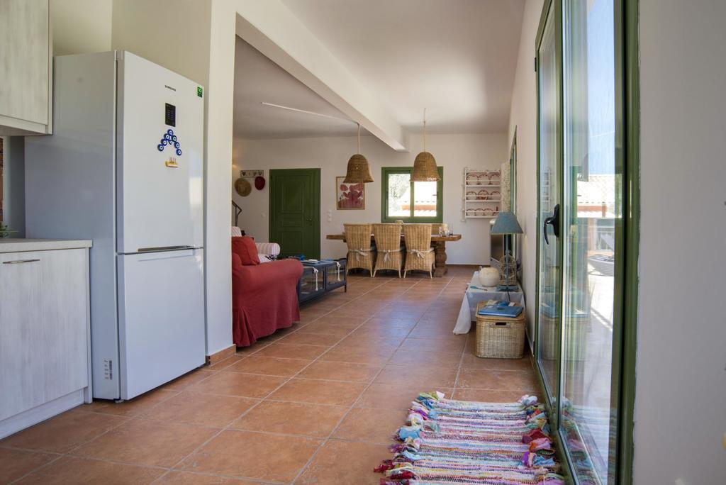 Avra Villa Gaios Room photo