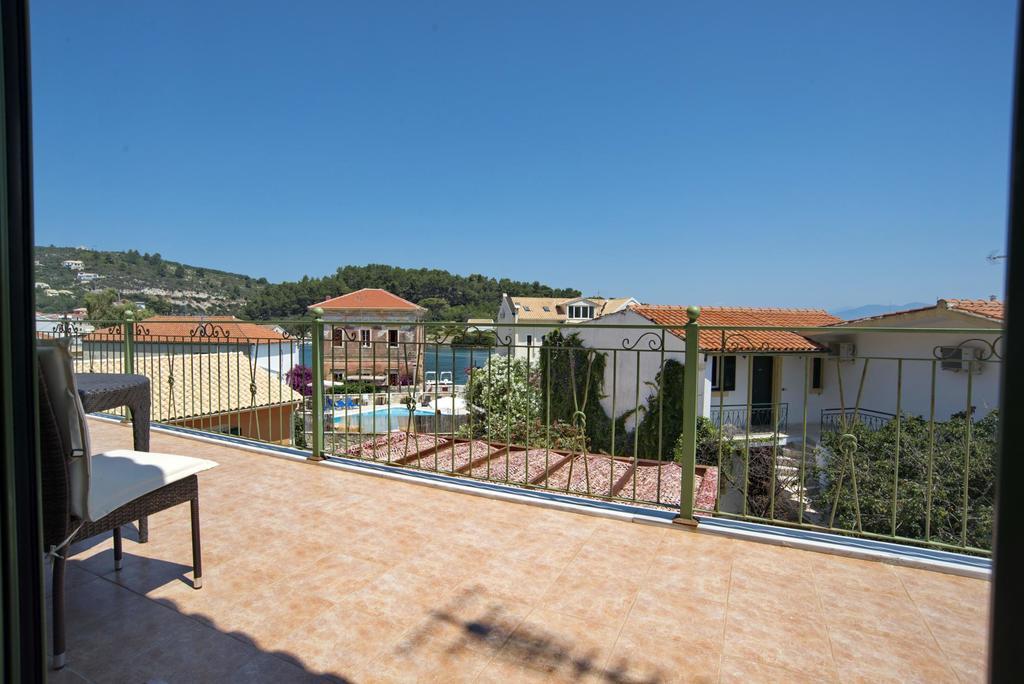 Avra Villa Gaios Room photo